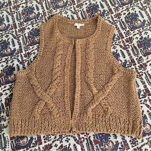 Knit vest